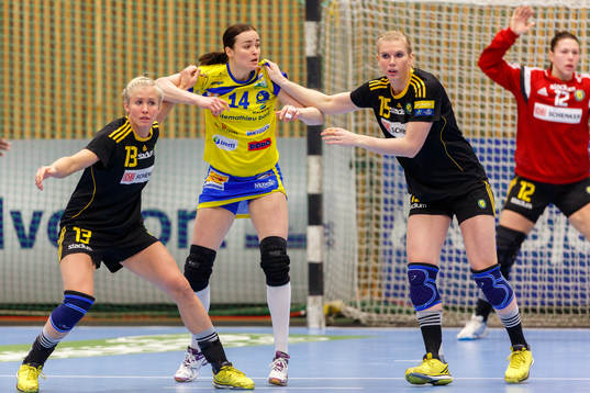 Sävehofs Elin Karlsson, Metz Yvette Broch och Sävehofs