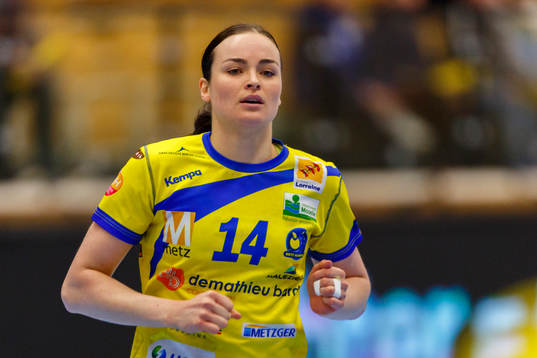 Metz Yvette Broch
