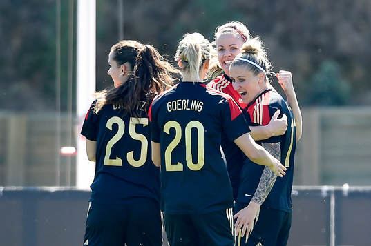 Tysklands Anja Mittag jublar
