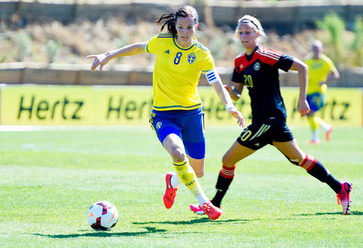Sveriges Lotta Schelin och Tysklands Lena Goessling