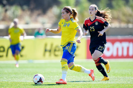 Sveriges Hanna Folkesson och Tysklands Sara Däbritz