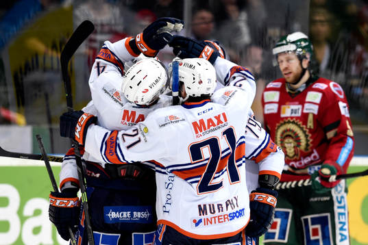 Bläddra bland fler bilder av Ishockey, SHL, Semifinal 3, Frölunda - Växjö