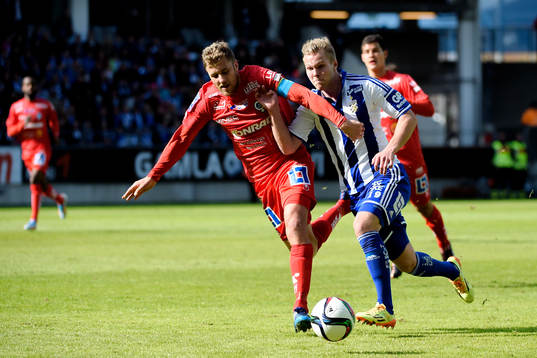 Åtvidabergs Daniel Hallingström och IFK Göteborgs Gustav