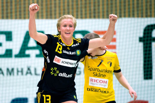 Sävehofs Elin Karlsson jublar