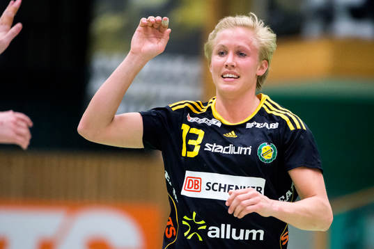 Sävehofs Elin Karlsson jublar