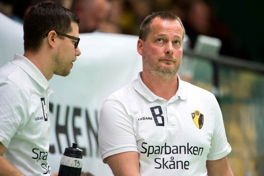 Eslövs tränare Tomas Westerlund deppar