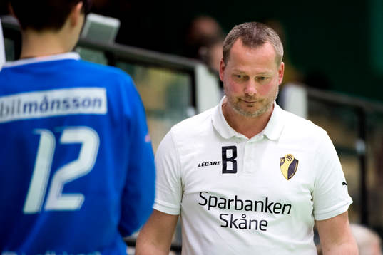 Eslövs tränare Tomas Westerlund deppar