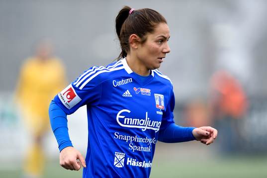 s Lisa Klinga