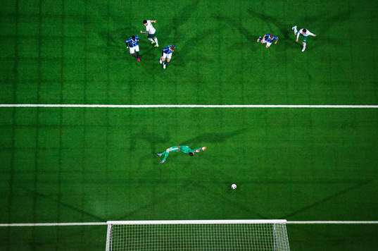 Hammarbys Nahir Besara klackar in 2-1 bakom Djurgårdens