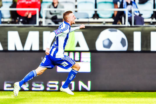 IFK Göteborgs Sebastian Eriksson firar