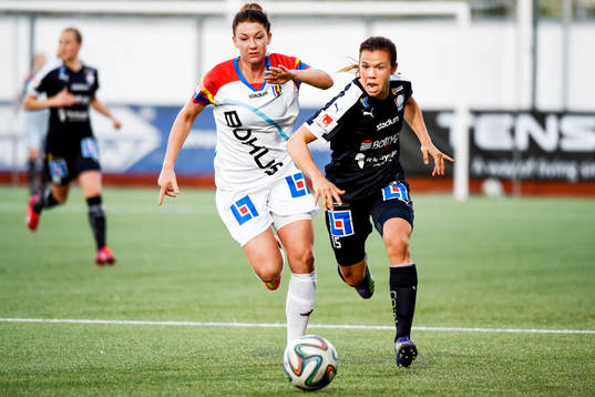 Hovås Billdals Malin Fors jagar Linköpings Jessica