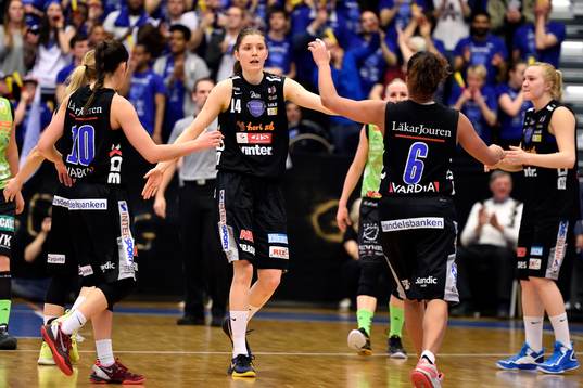 s Josefin Vesterberg jublar