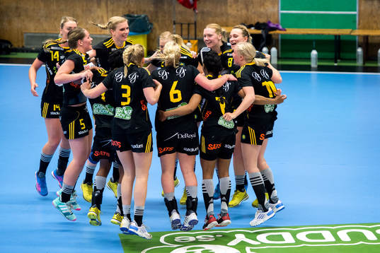 Sävehofs spelare jublar