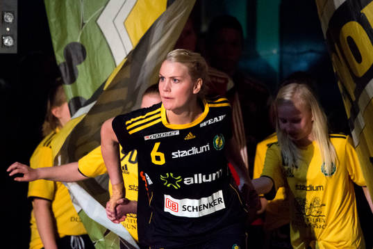 Sävehofs Ida Odén gör entre innan semifinal 3 i