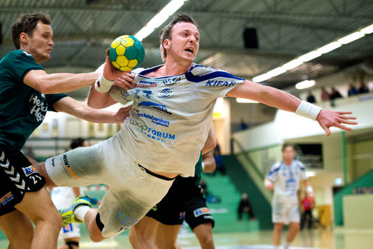 under en kvalmatch till Elitserien i handboll mellan