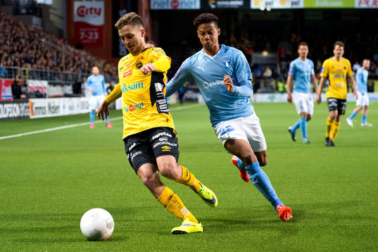 Elfsborgs Adam Lundqvist och Malmö FFs Tobias Sana