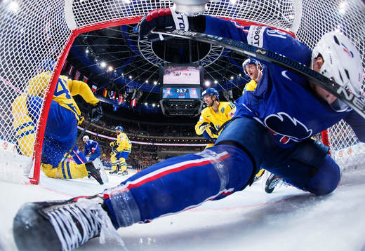 Sveriges Jacob Josefson och Frankrikes Anthony Rech som