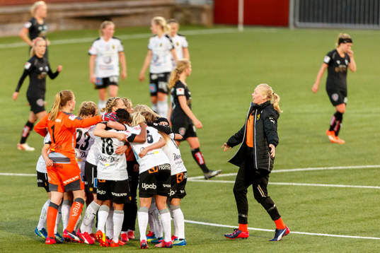 Umeås spelare jublar