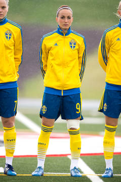 Sveriges Kosovare Asllani