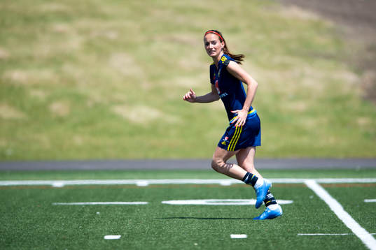 Sveriges Kosovare Asllani