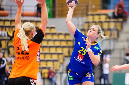 Sveriges Angelica Wallén och Nederländernas Esther Schop