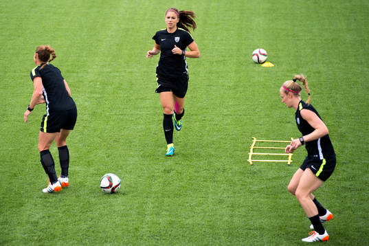 s Alex Morgan