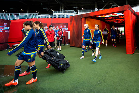 Sveriges Lisa Dahlkvist och Kosovare Asllani