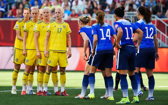 Sveriges Lotta Schelin, Amanda Ilestedt, Nilla Fischer,