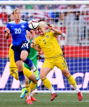 s Abby Wambach och Sveriges Nilla Fischer