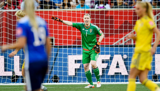 Sveriges målvakt Hedvig Lindahl