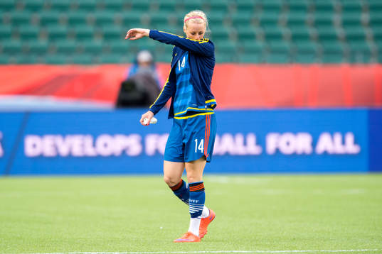 Sveriges Amanda Ilestedt deppar