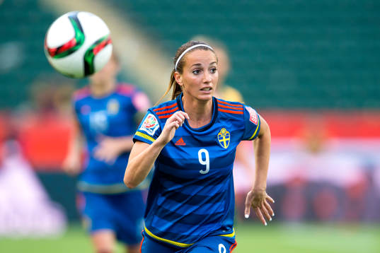 Sveriges Kosovare Asllani