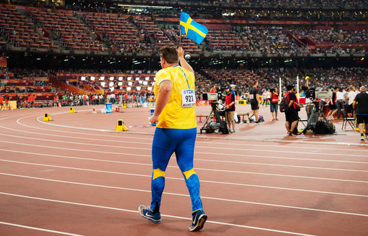 Sveriges Daniel Ståhl jublar