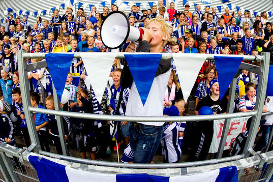 IFK Göteborgs unga hejarklack "Young Fellows"