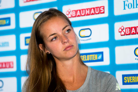 Lovisa Lindh, Sverige