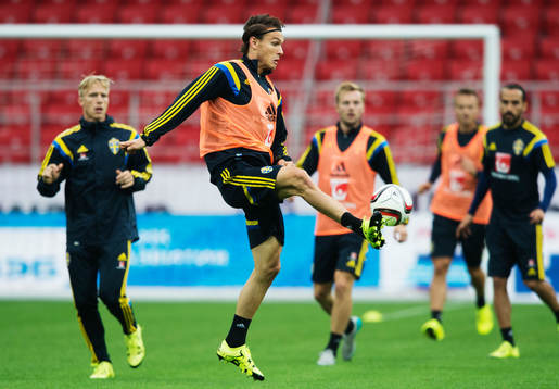 Albin Ekdal på Sveriges fotbollslandslag träning