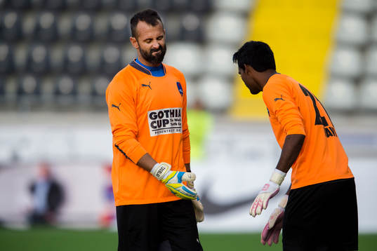 Delhi Dynamos målvakt Toni Doblas byts ut