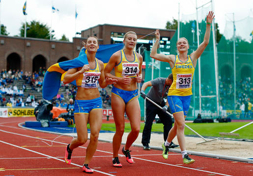 Efter kvinnor 400 m med Josefin Magnusson, Lisa Duffy och