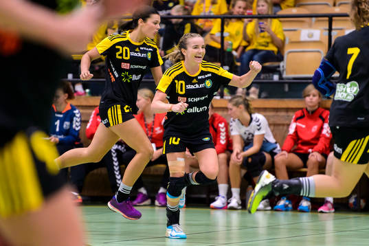 Sävehofs Stine Lund Andreassen jublar
