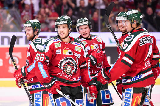Frölundas Oscar Fantenberg jublar