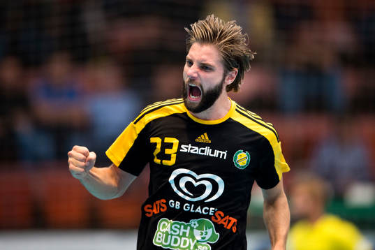 Sävehofs Viktor Ottosson jublar