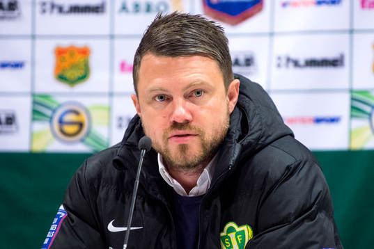 Jönköpings tränare Jimmy Thelin på presskonferensen