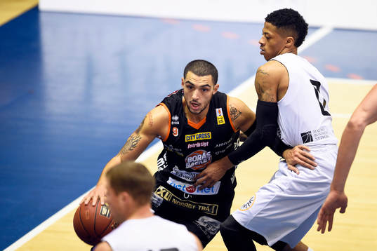 Borås baskets +b9+och Malbas Darion Rackley
