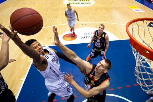Malbas Darion Rackley och Borås Mike Palm