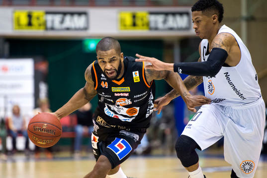 Borås Adam Darboe och Malbas Darion Rackley