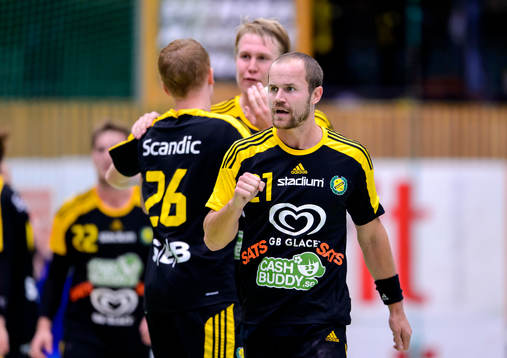 Sävehofs Tobias Albrechtson jublar
