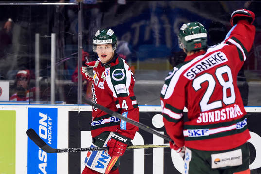 Frölundas Jacob Larsson jublar