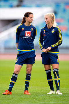Sveriges Lotta Schelin och Sofia Jakobsson