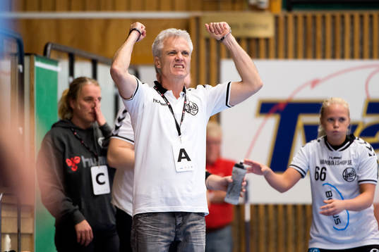 Heids  tränare Rustan Lundbäck deppar