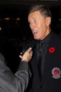 Borje Salming does an interview